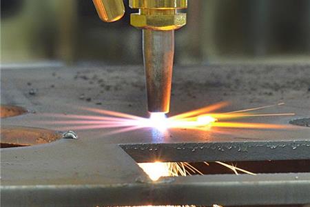 برش پلاسما چیست و در چه صنایعی کاربرد دارد؟