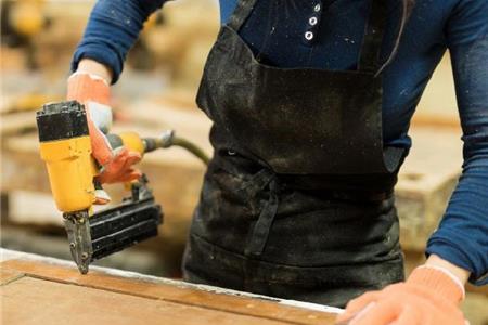 بهترین برند میخکوب بادی 